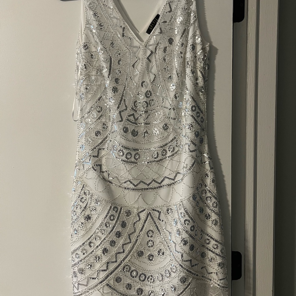 Spense Cream Sleeveless V-Neck Sheath Midi Dress